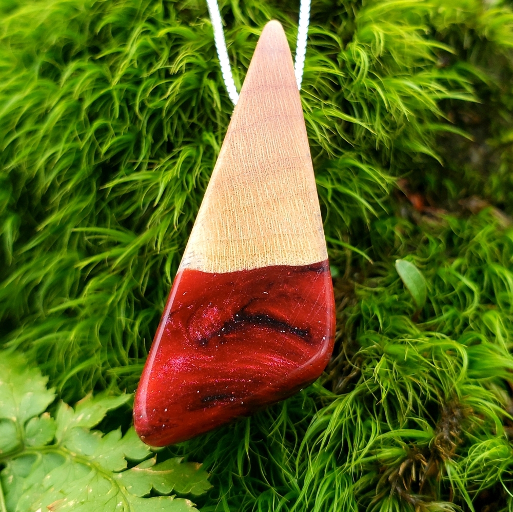 Hybrid pendant with chain. 16" or 18"